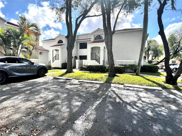 The Provinces Of Pierpointe At Pembroke Lakes, 11991 NW 11th St #11991, Pembroke Pines, Florida 33026, image 1