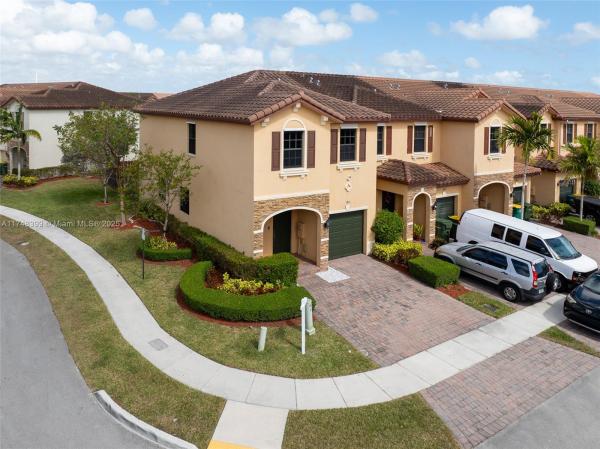 Chateau At The Vineyards, 3751 SE 2nd St, Homestead, Florida 33033, image 2