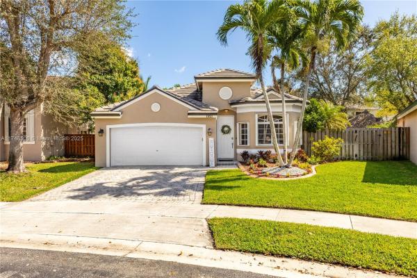 Normandy At Pembroke Lakes, 1921 NW 99th Ave, Pembroke Pines, Florida 33024, image 1