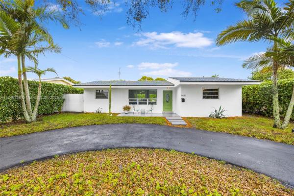 Federal Park, 6631 Garfield St, Hollywood, Florida 33024, image 1