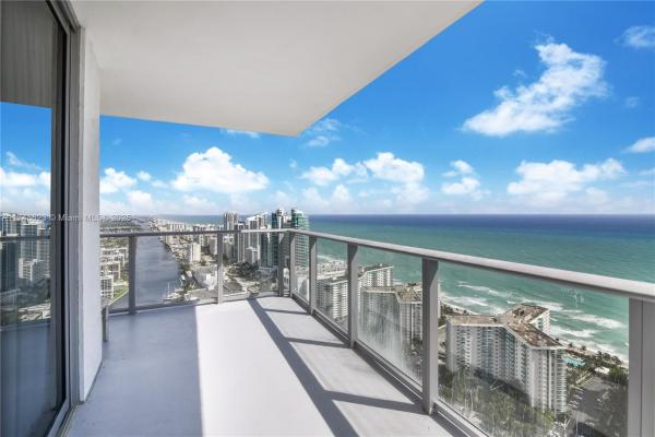 Hallandale Beach, Florida 33019, image 3