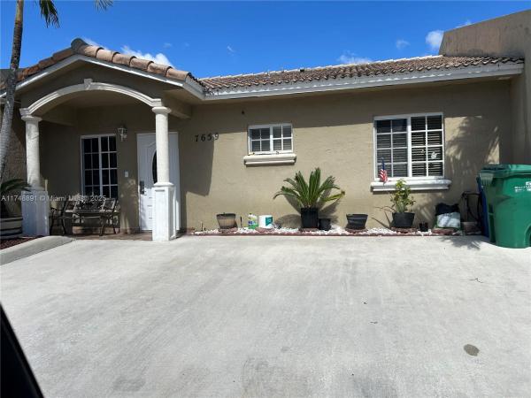 Gabriella Center, 7659 NW 182nd Ln #806, Hialeah, Florida 33015, image 1