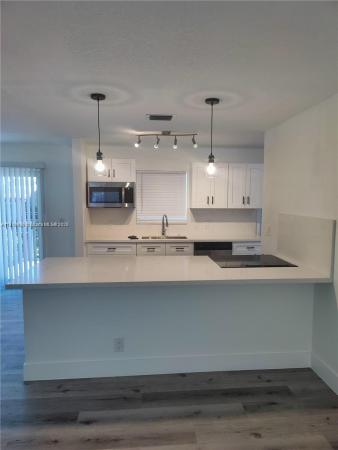Middle River Plaza, 1408 NE 24th St #B, Wilton Manors, Florida 33305, image 1