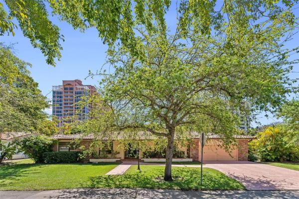 Sunrise Point, 100 W Sunrise Ave, Coral Gables, Florida 33133, image 1