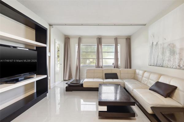 Biscayne Lake Gardens, 2820 NE 201st Ter #F102, Aventura, Florida 33180, image 1