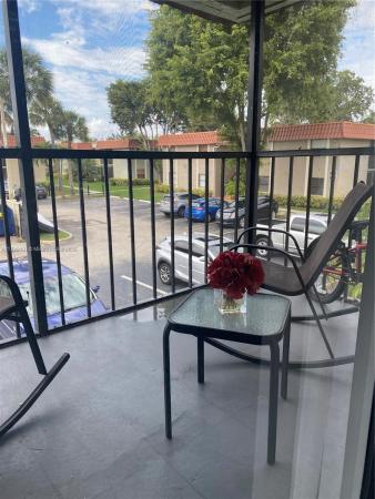 Banyan Tree, 9722 Hammocks Blvd #201, The Hammocks, Florida 33196, image 1