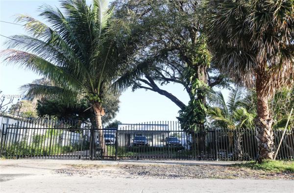 Kenwood, 1877 NW 15th St, Miami, Florida 33125, image 1