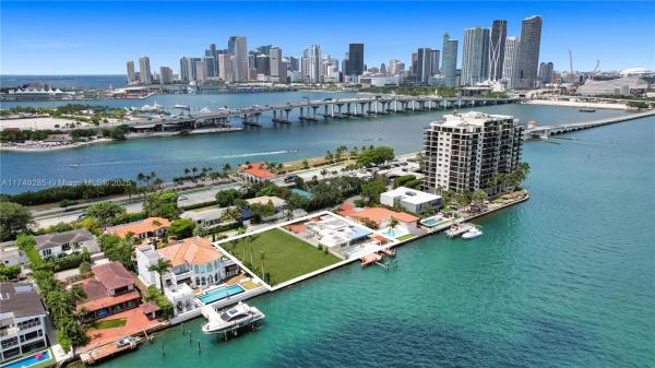 Biscayne Island, 851 N Venetian Dr, Miami, Florida 33139, image 1