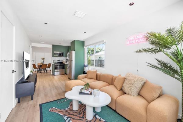 105 SW 4th Ave #3, Hallandale Beach, Florida 33009, image 1
