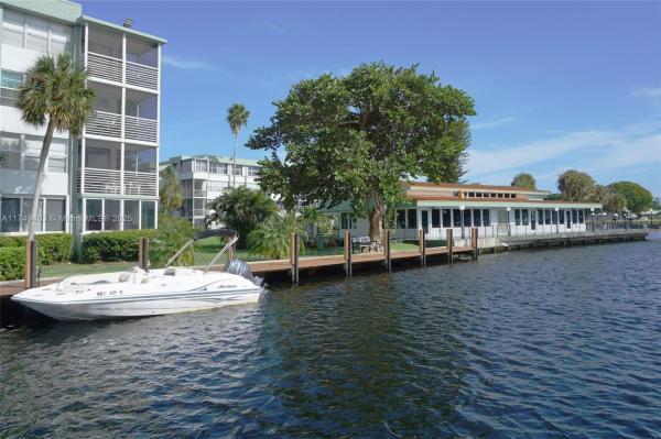 Watergate, 2751 Taft St #405, Hollywood, Florida 33020, image 1