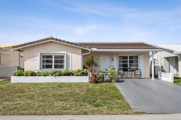 Mainlands Of Tamarac Lakes, 5707 NW 85th Ave, Margate, Florida 33321, image 1