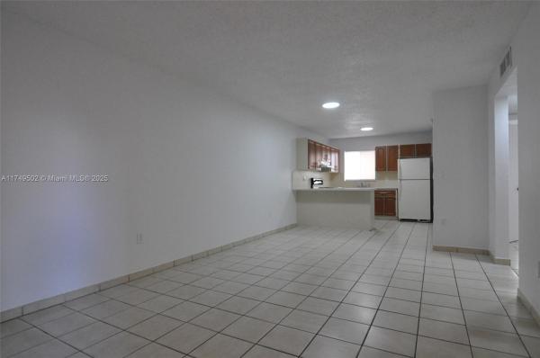 Cadiz, 6278 W 22nd Ct #7, Hialeah, Florida 33016, image 1
