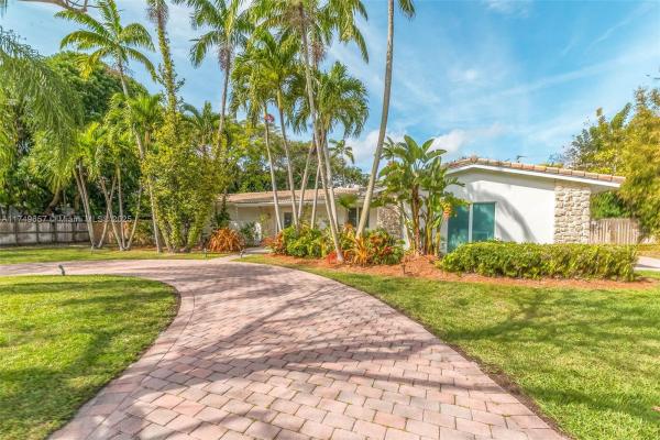 Palmetto School Estates, 7405 SW 132nd St, Pinecrest, Florida 33156, image 1