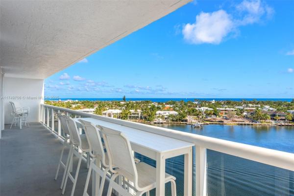 Waterview 2, 20515 E Country Club Dr #947, Aventura, Florida 33180, image 1
