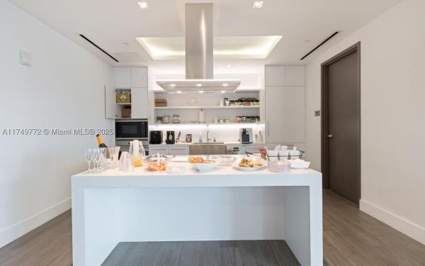 The Reserve At Marina Palms, 17111 Biscayne Blvd #2001, North Miami Beach, Florida 33160, image 3
