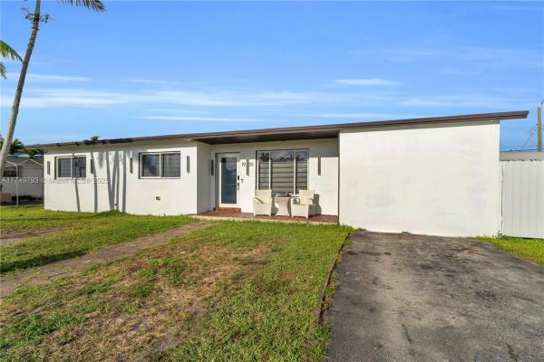 Cutler Ridge Manor Estates, 19900 Gulfstream Rd, Cutler Bay, Florida 33157, image 3
