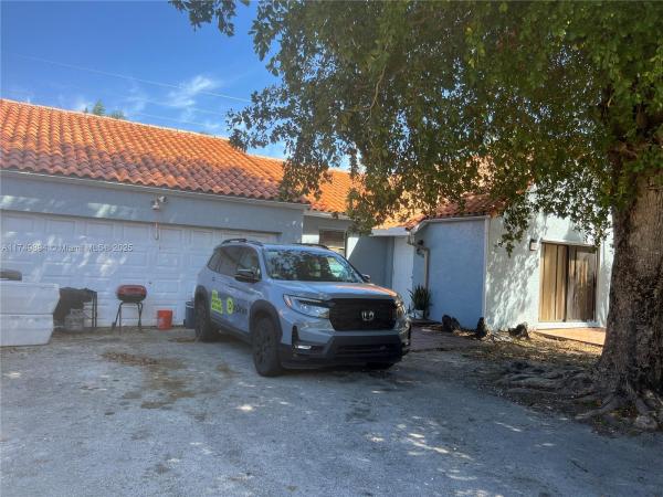 Elysian Gardens, 16831 SW 92nd Ct, Palmetto Bay, Florida 33157, image 1