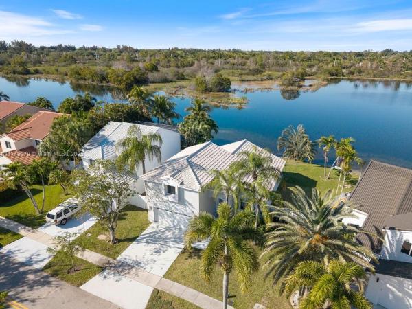 Las Brisas At Silver Lakes, 17815 NW 21st St, Pembroke Pines, Florida 33029, image 1