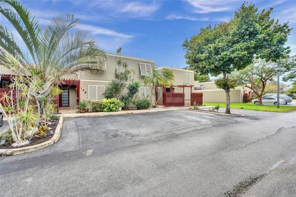 Villas West, 1491 W Fairway Rd #1491, Pembroke Pines, Florida 33026, image 1