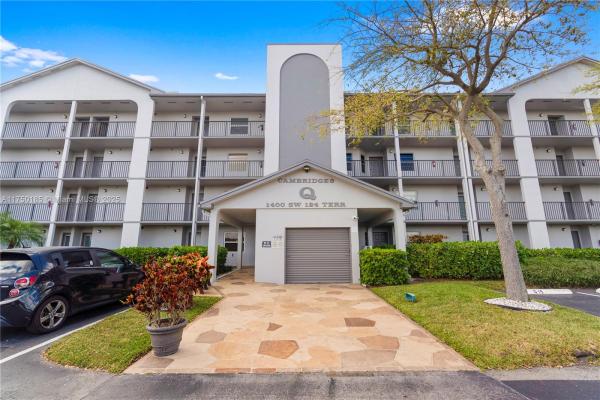 Cambridge At Century Village, 1400 SW 124th Ter #106Q, Pembroke Pines, Florida 33027, image 1
