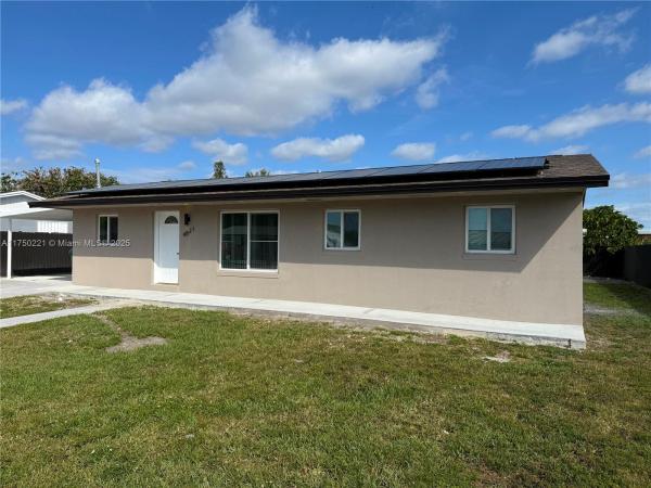Carol City, 4821 NW 185th Ter, Miami Gardens, Florida 33055, image 1