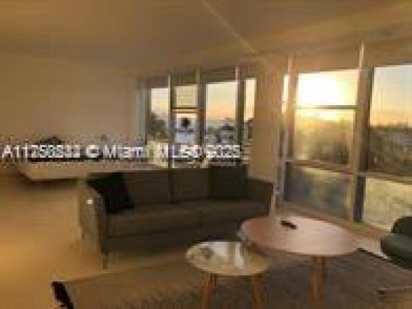 King Cole, 900 Bay Dr #315, Miami Beach, Florida 33141, image 1