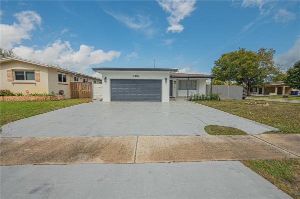 Boulevard Heights, 7401 Taylor St, Hollywood, Florida 33024, image 1