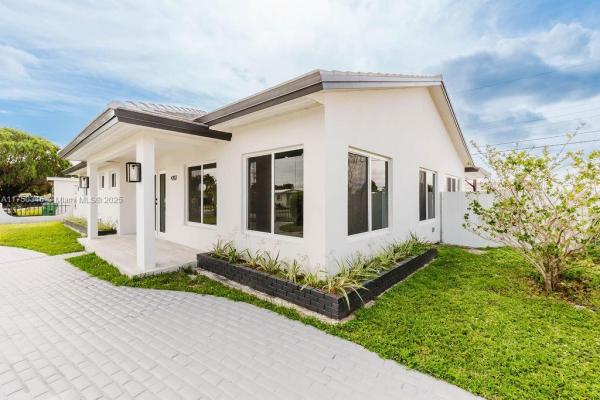 4202 SW 98th Ave, Miami, Florida 33165, image 1