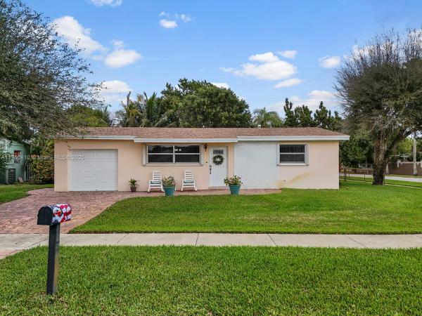 Palm Springs North, 7901 NW 174th Ter, Hialeah, Florida 33015, image 1