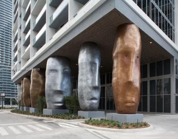 Icon Brickell Tower 2, 495 Brickell Ave #2102, Miami, Florida 33131, image 1
