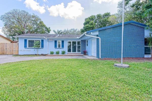 Bel Aire, 10430 SW 199th St, Cutler Bay, Florida 33157, image 3