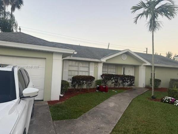North Gate, Homestead, Florida 33033, image 1