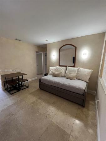 Palm Road Courtyard, 680 SW 10th St #7, Miami, Florida 33130, image 1