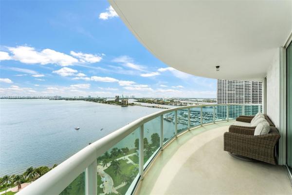 1800 Club, 1800 N Bayshore Dr #2101, Miami, Florida 33132, image 1