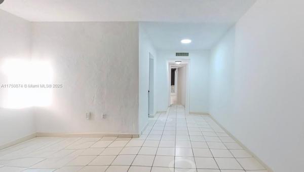 Royal Palm Gardens, 4655 Palm Ave #229, Hialeah, Florida 33012, image 1