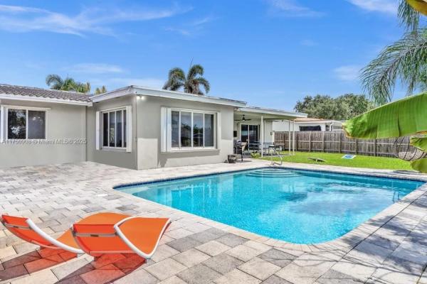 Hollywood Hills, 4316 Garfield St, Hollywood, Florida 33021, image 1