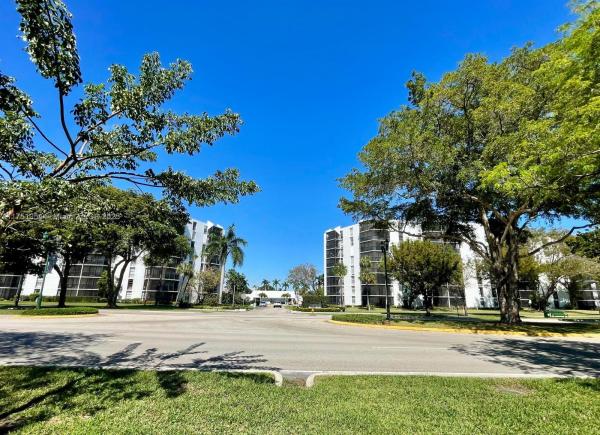 Ensenada, 3475 N Country Club Dr #401, Aventura, Florida 33180, image 1