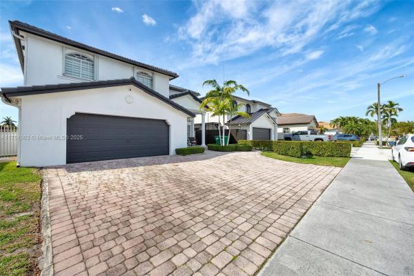 Marpi Homes, 2860 SW 149th Ave, Kendall West, Florida 33185, image 3