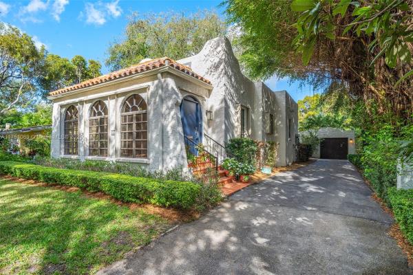 Granada, 529 Navarre Ave, Coral Gables, Florida 33134, image 1