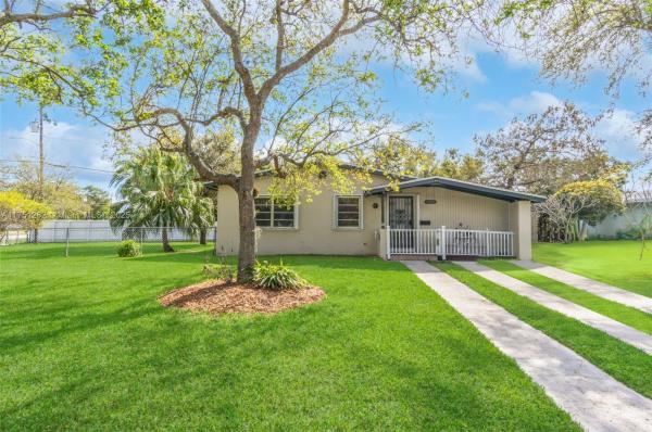South Coral Homes, 10020 Haitian Dr, Cutler Bay, Florida 33189, image 1