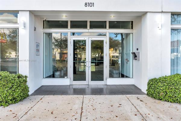 The Bank, 8101 Biscayne Blvd #R-617, Miami, Florida 33138, image 3