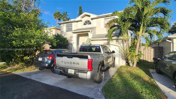 Amaretto, 10073 SW 117th Ct, Kendall, Florida 33186, image 1