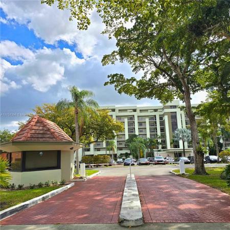 Horizons Of Inverrary, 7050 NW 44th St #306, Lauderhill, Florida 33319, image 1