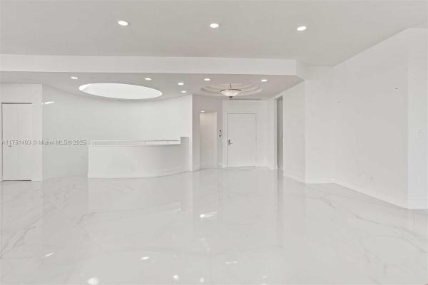 2000 Island Boulevard, 2000 Island Blvd #PH-5, Aventura, Florida 33160, image 3