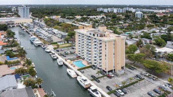 Keystone Towers, 2000 NE 135th St #1011, North Miami, Florida 33181, image 1