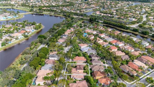 The Preserve, 934 Bluewood Ter, Weston, Florida 33327, image 3