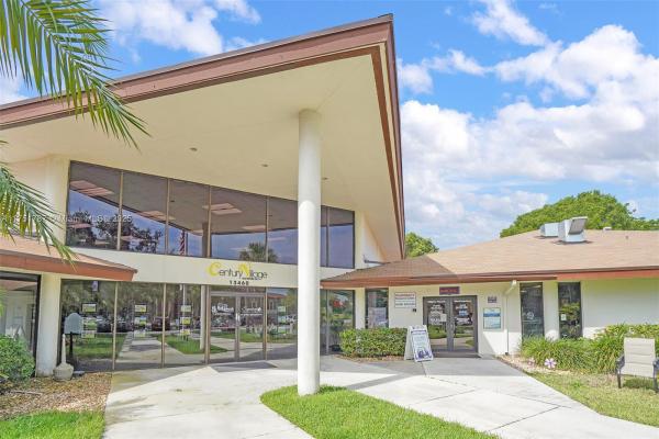 Cambridge At Century Village, 1000 SW 125th Ave #206N, Pembroke Pines, Florida 33027, image 1
