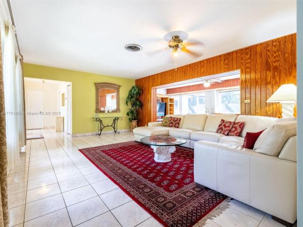 Capri Estates, 8220 SW 133rd St, Pinecrest, Florida 33156, image 2