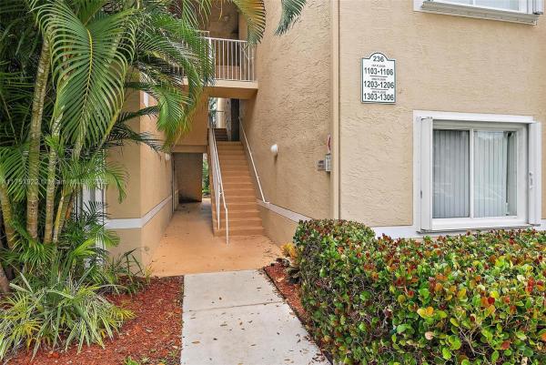 Lighthouse Cove At Tequesta, 236 Village Blvd #1304, Tequesta, Florida 33469, image 1