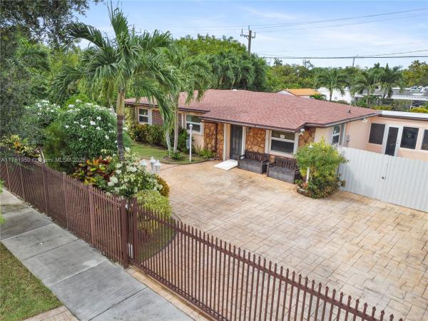 Cutler Ridge, 10231 SW 213th St, Cutler Bay, Florida 33189, image 1